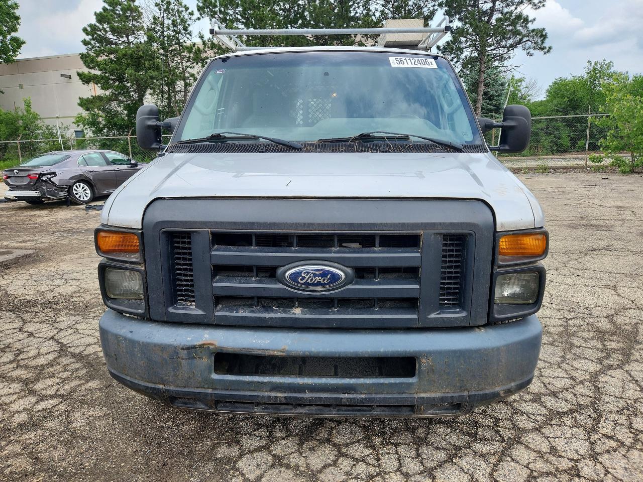 Ford Econoline E250 Van
