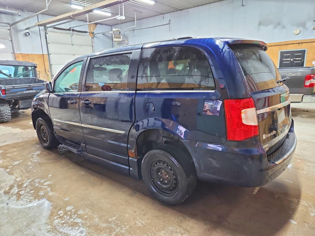 Chrysler Minivan Touring