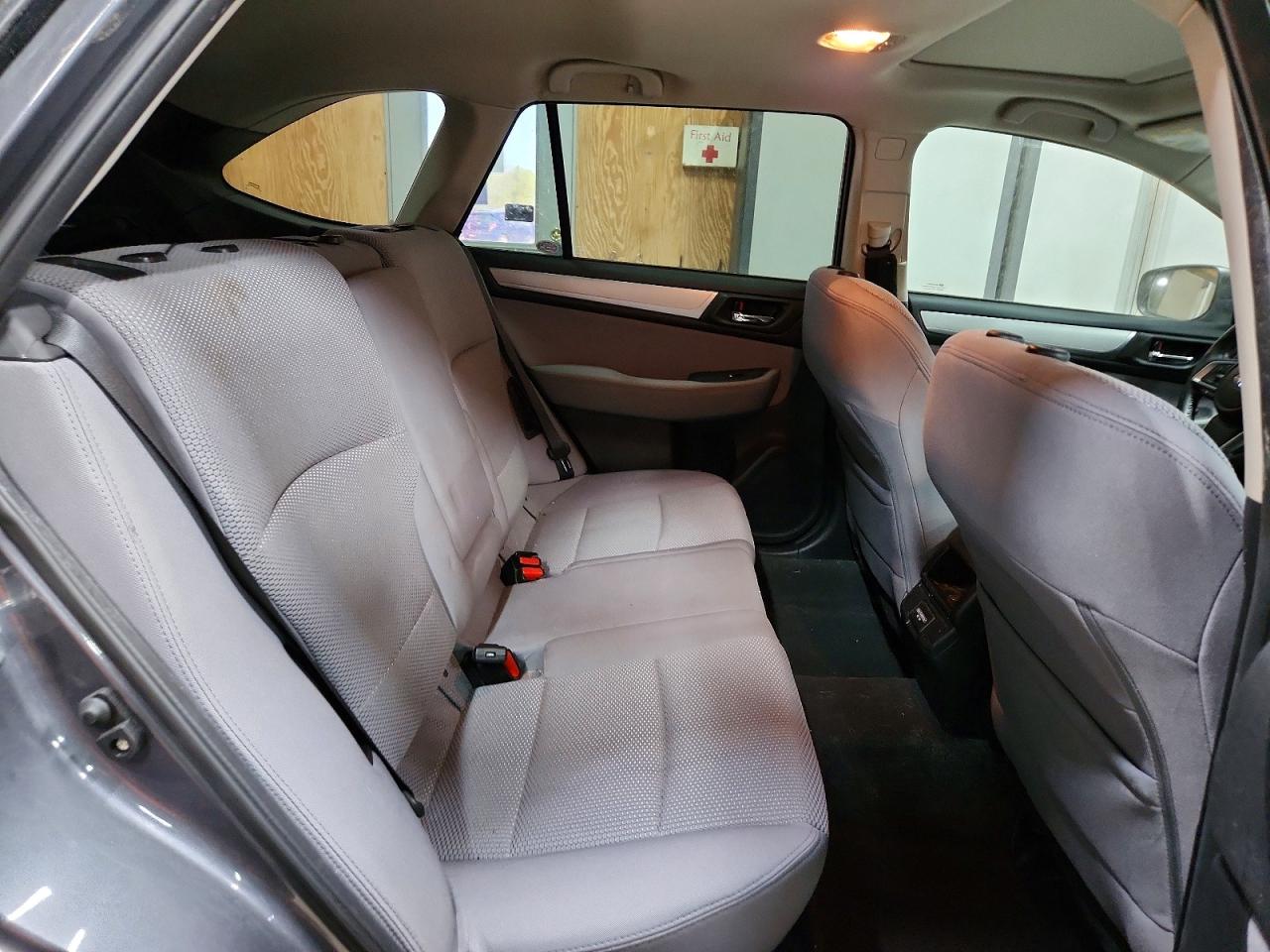 Subaru Outback 2.5i Premium