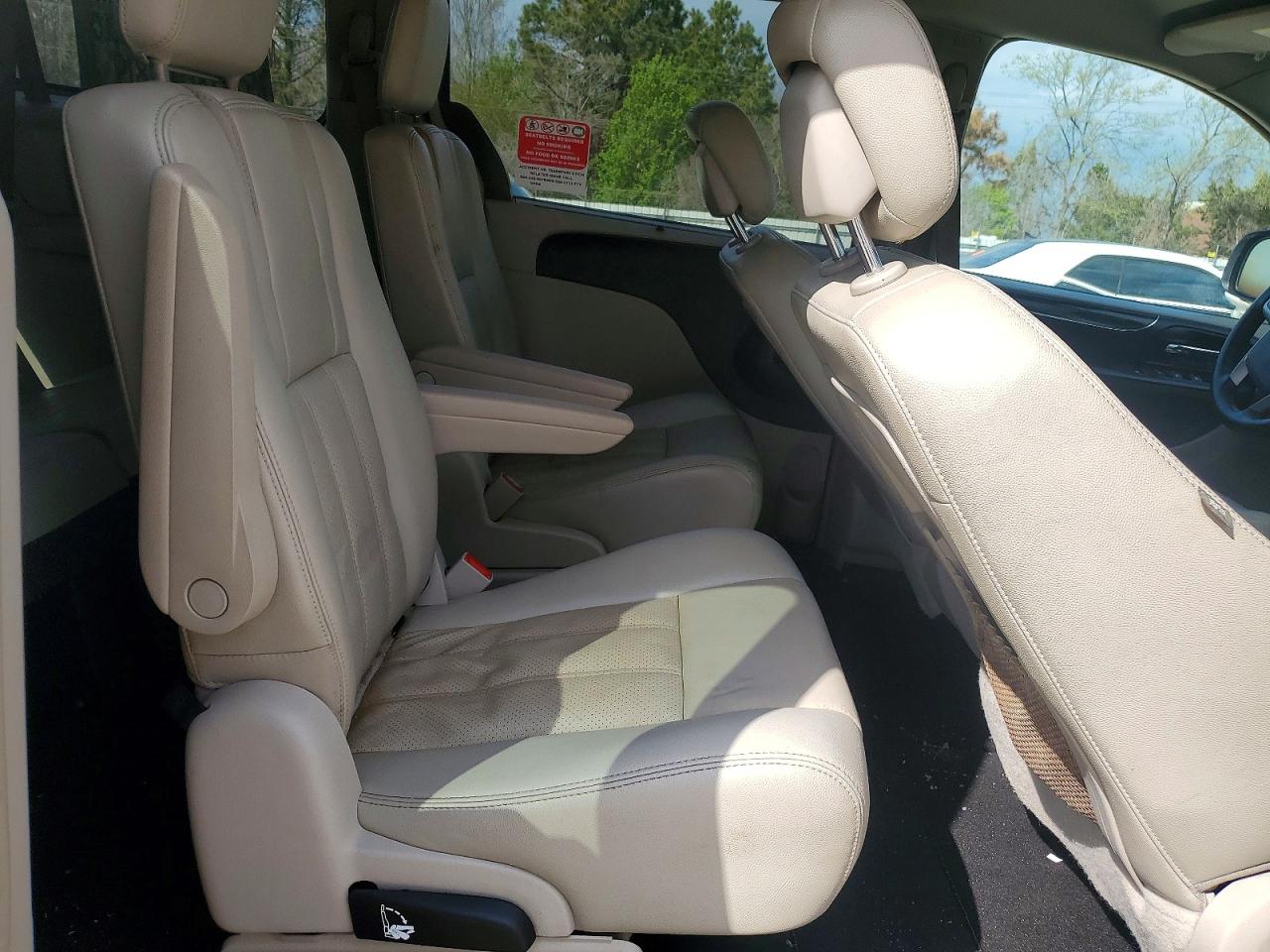 Chrysler Minivan Touring L