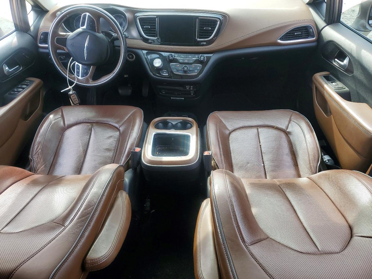 Chrysler Pacifica Limited