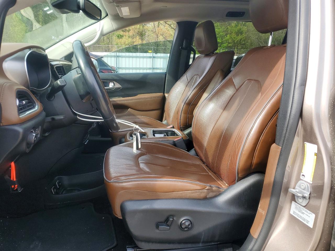 Chrysler Pacifica Limited