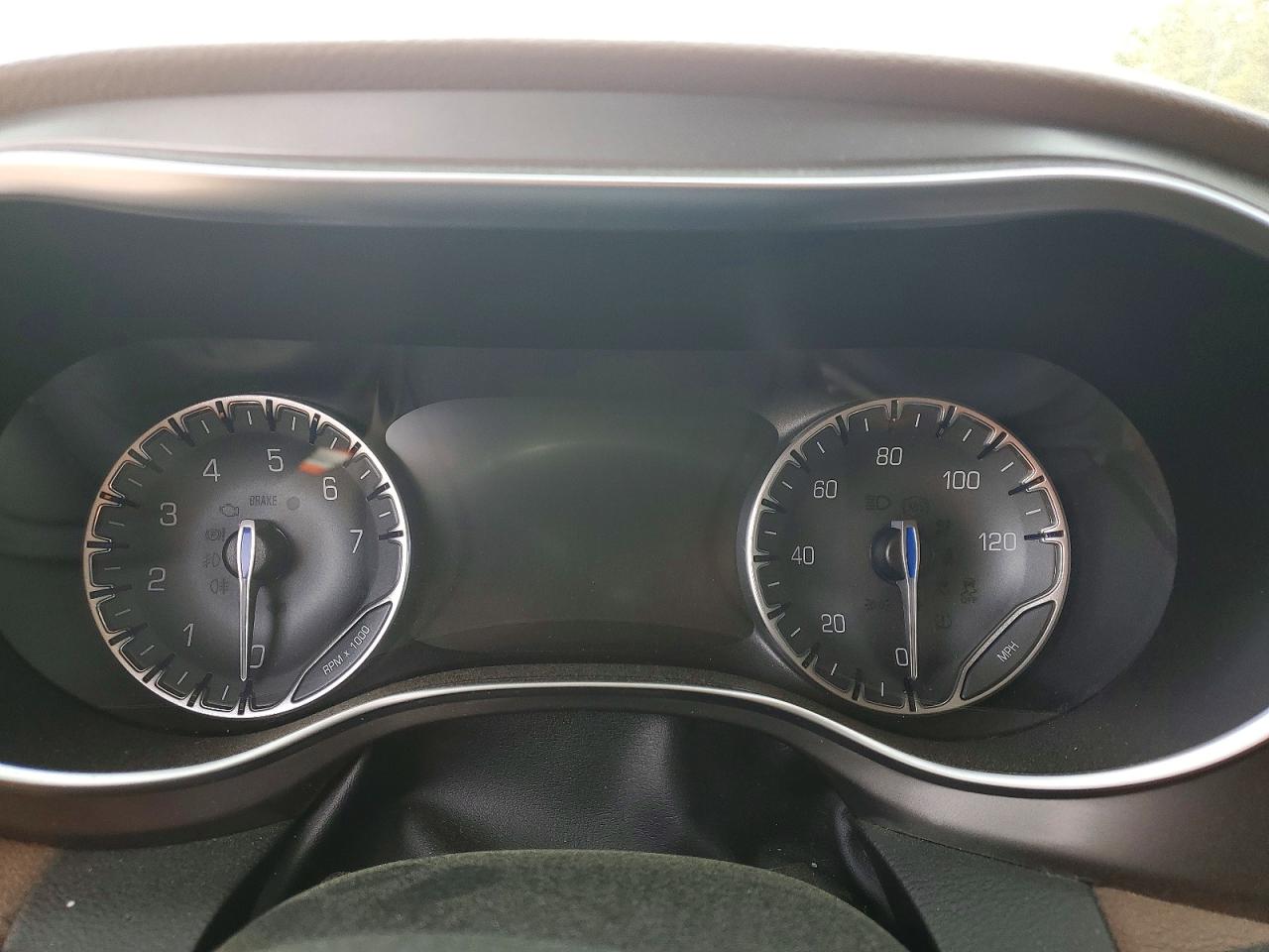 Chrysler Pacifica Limited