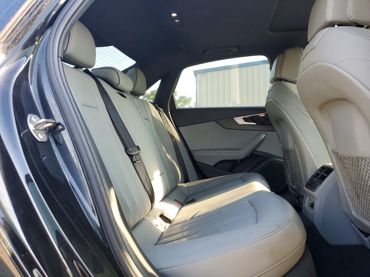 Audi A4 Premium Plus 45
