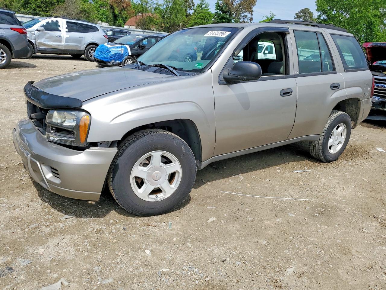 Salvage Chevrolet Trailblaze Image
