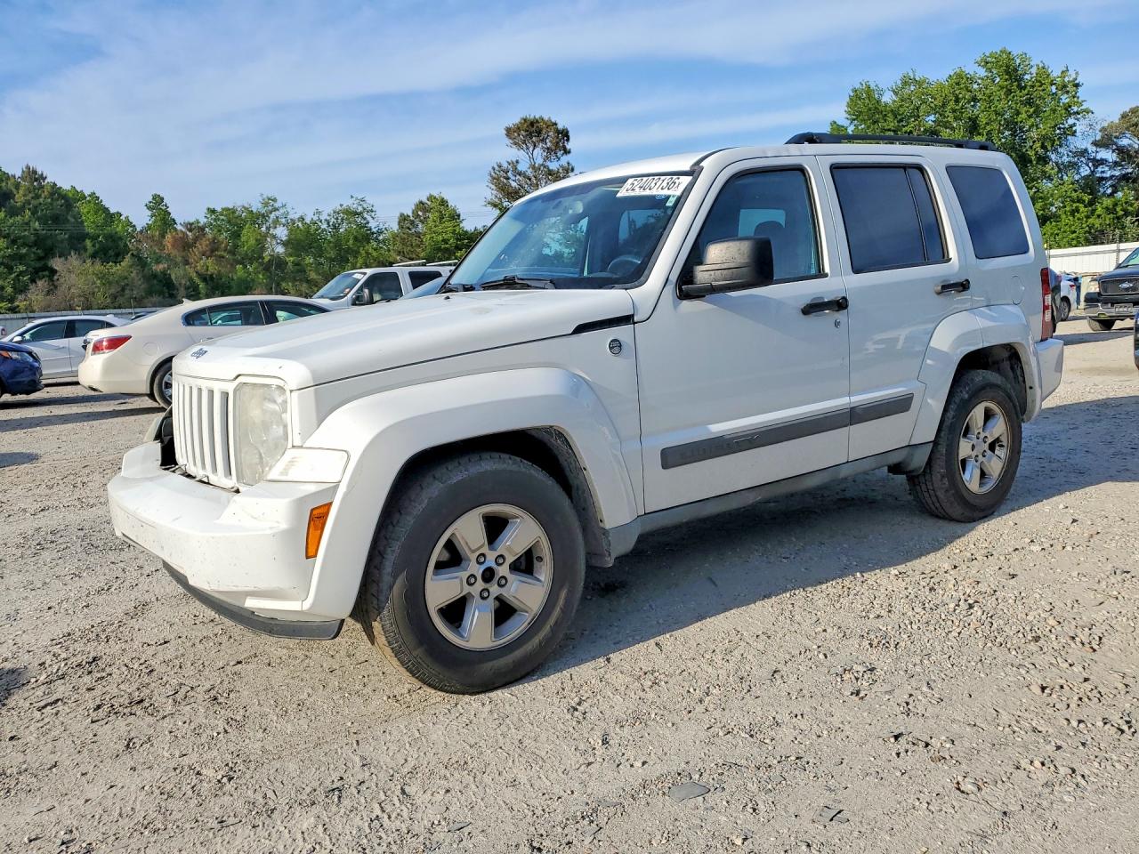 Salvage Jeep Liberty Image
