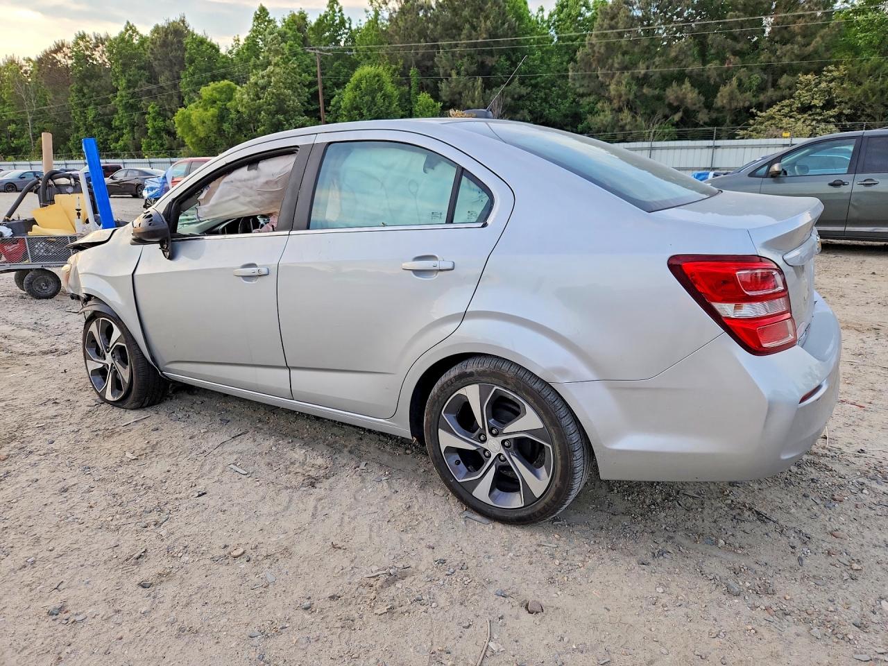 Chevrolet Sonic Premier