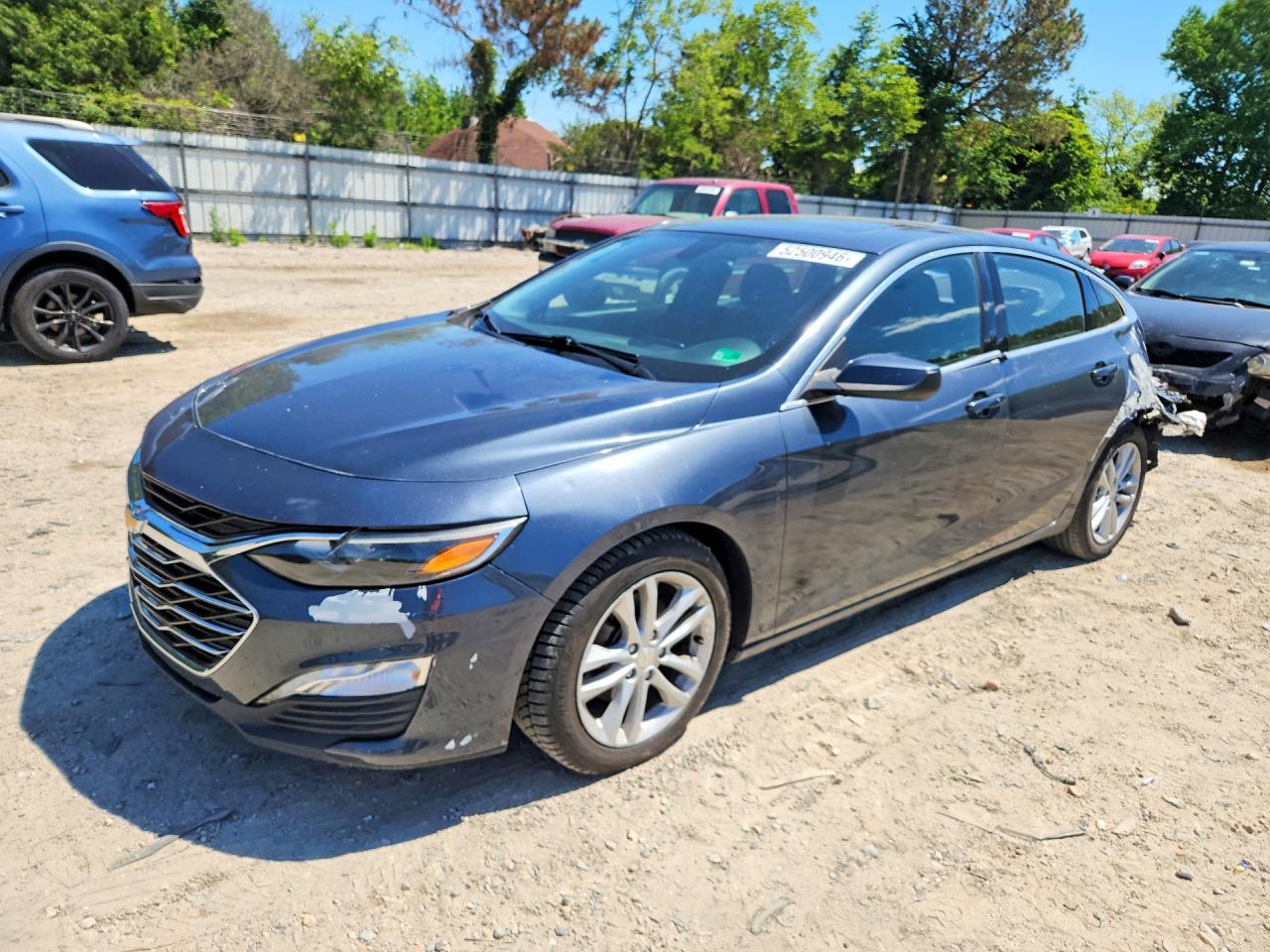 Salvage Chevrolet Malibu Image