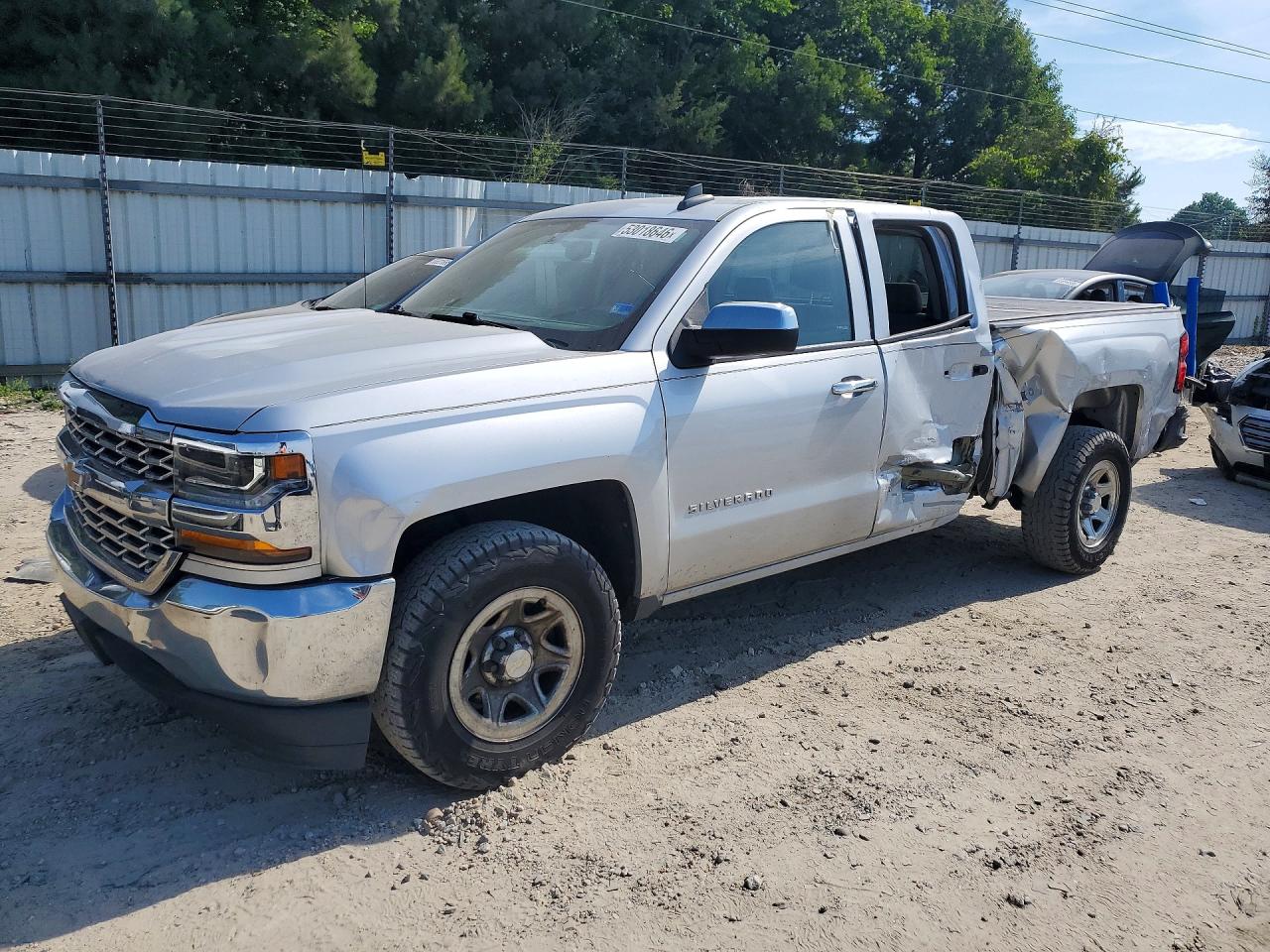 Salvage Chevrolet Silverado Image
