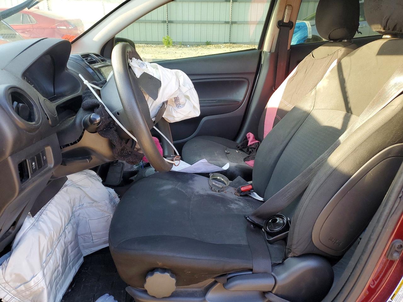 Mitsubishi Mirage G4 Es
