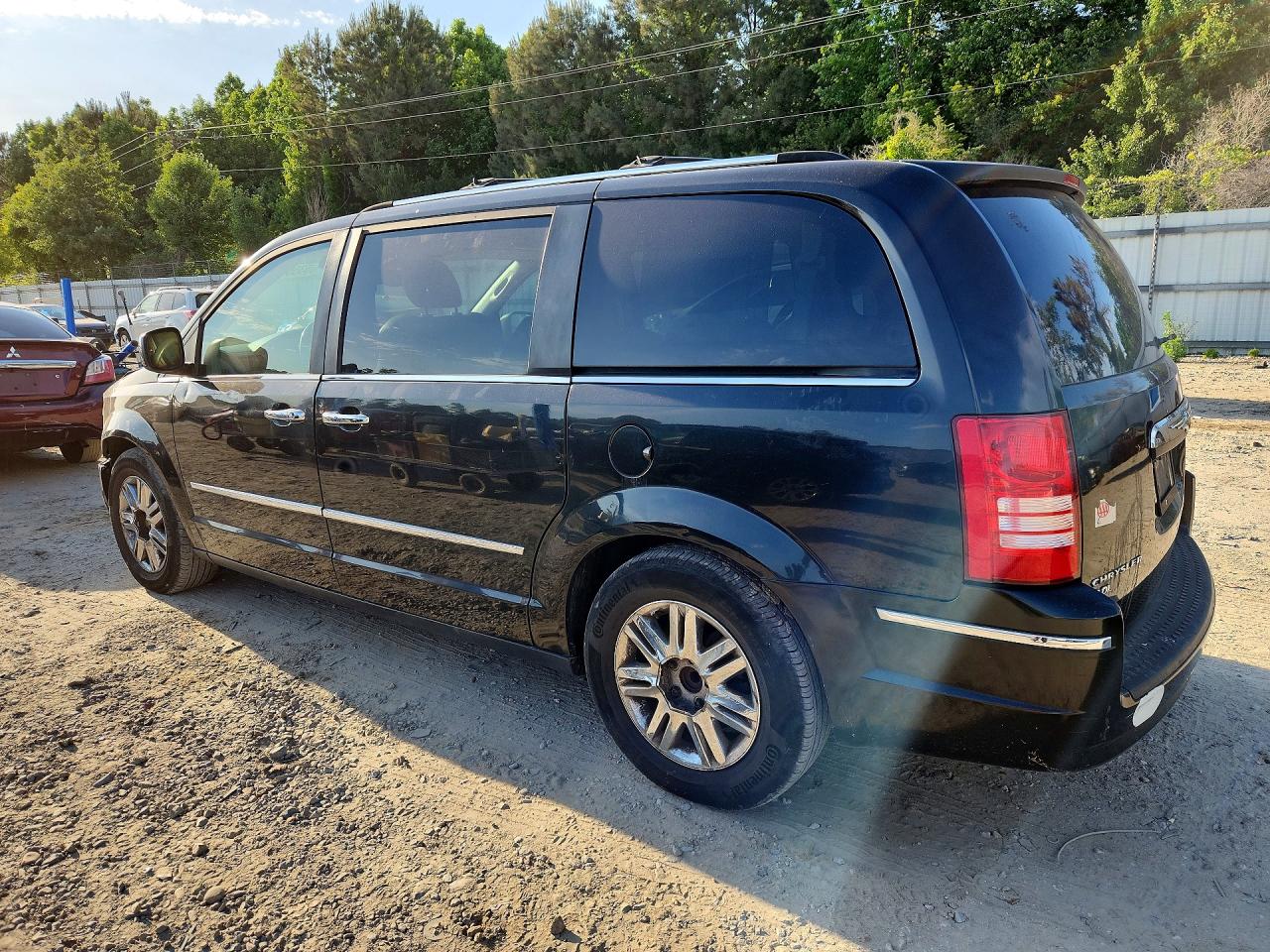 Chrysler Minivan Limited