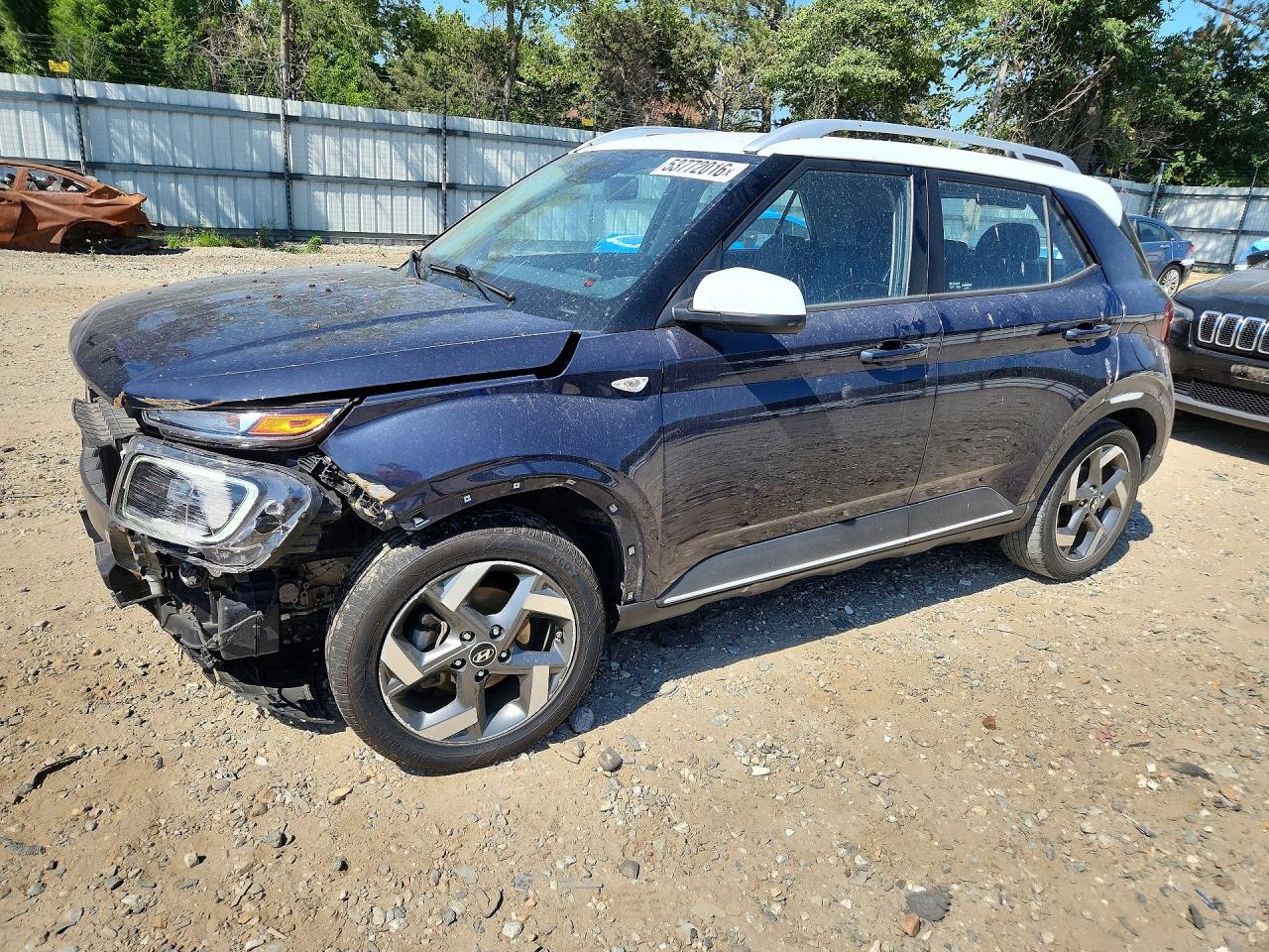 Salvage Hyundai VENUE Image