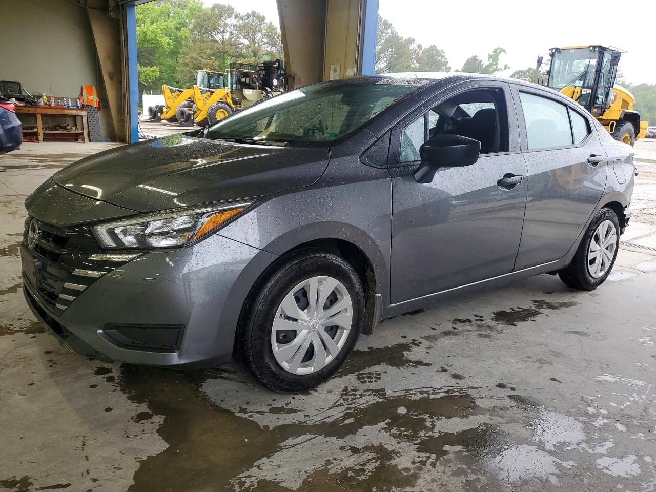 2025 Nissan Versa