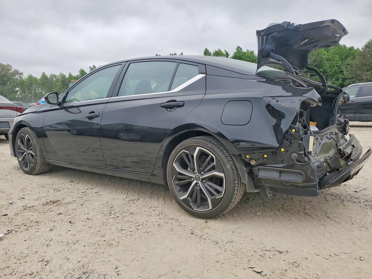 Nissan Altima Sr