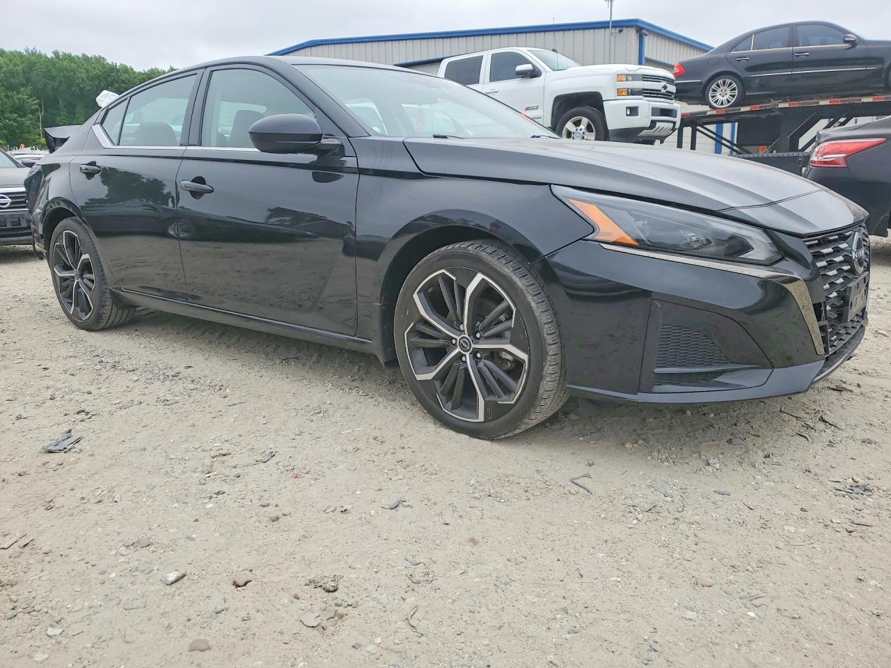 Nissan Altima Sr