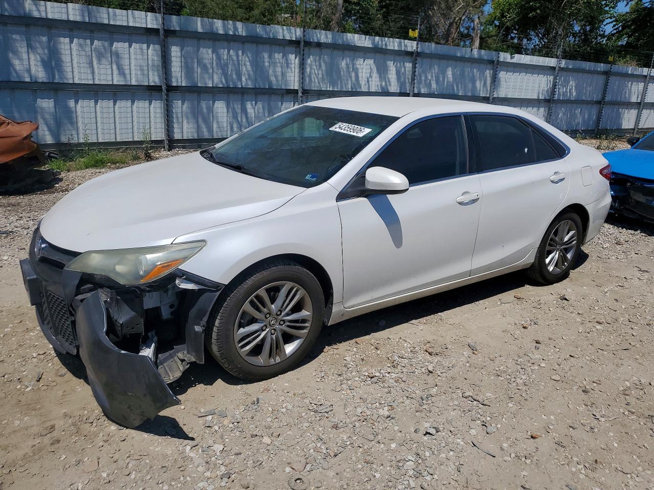 Salvage Toyota Camry Image