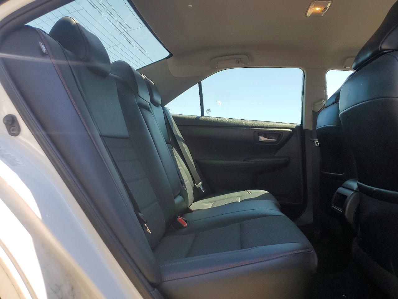 Toyota Camry Se