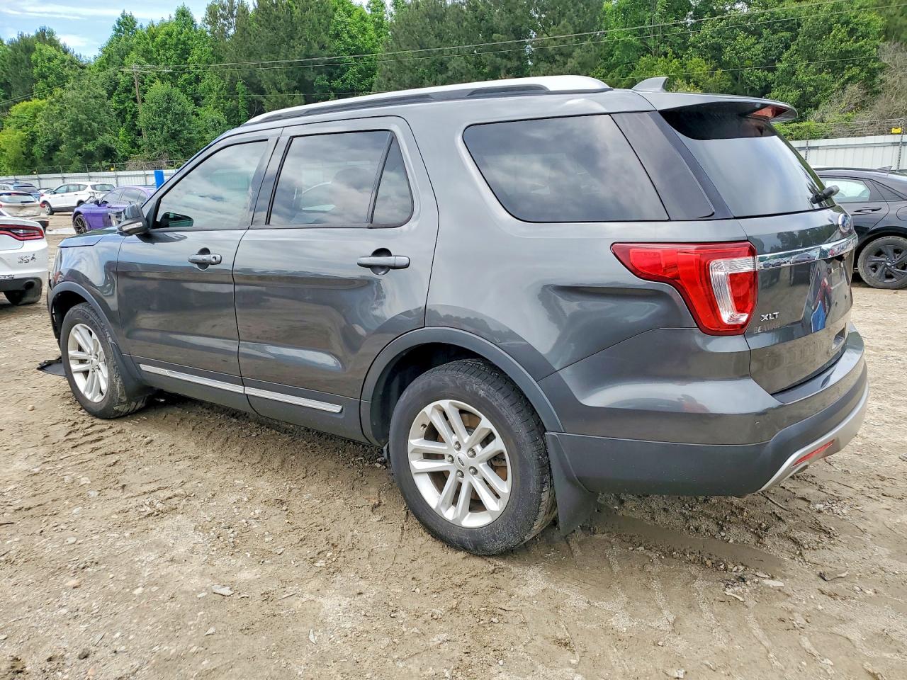 Ford Explorer Xlt