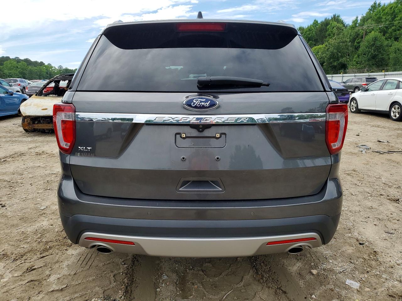 Ford Explorer Xlt