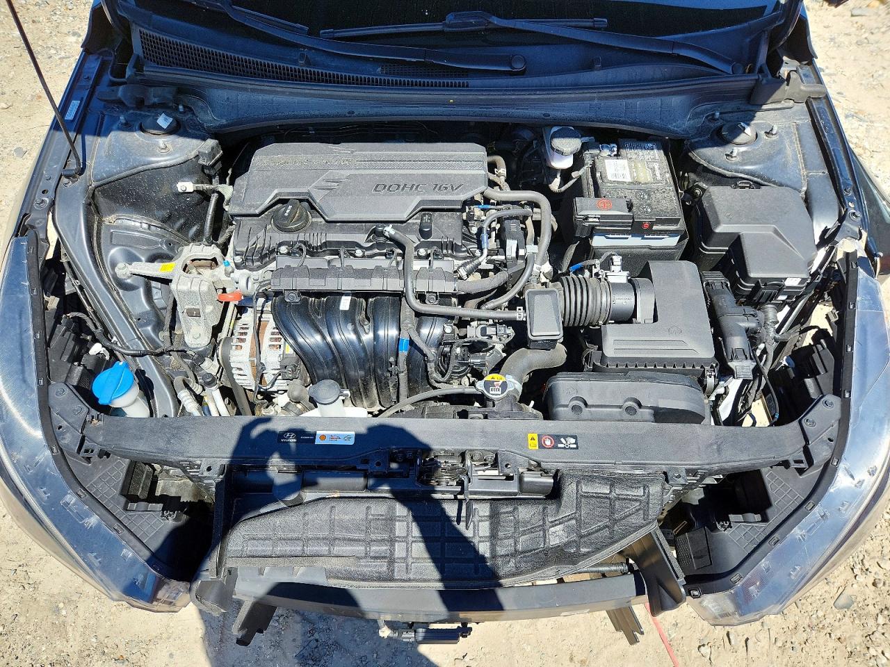 Hyundai ELANTRA Sel