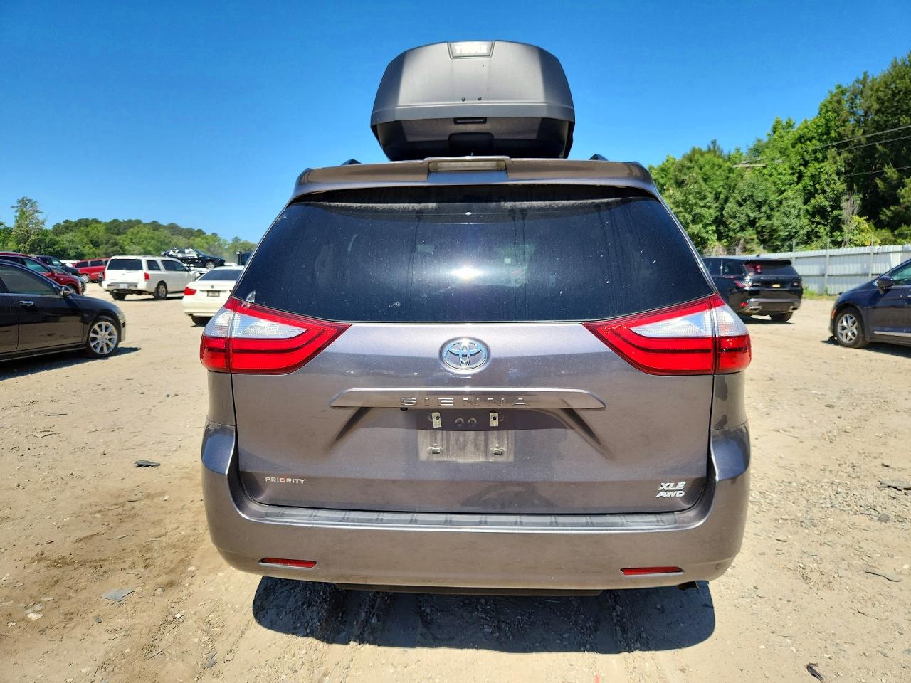 Toyota Sienna Xle 7-passenger