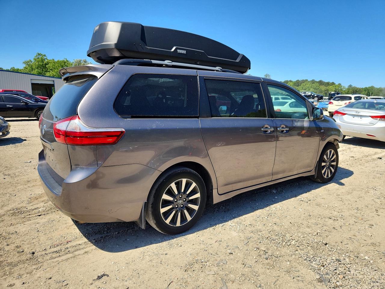 Toyota Sienna Xle 7-passenger