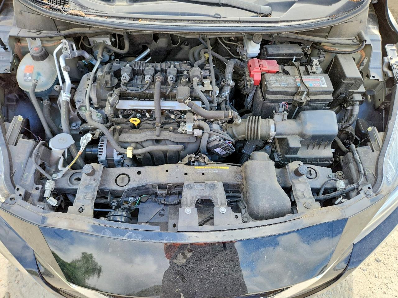 Nissan Versa S