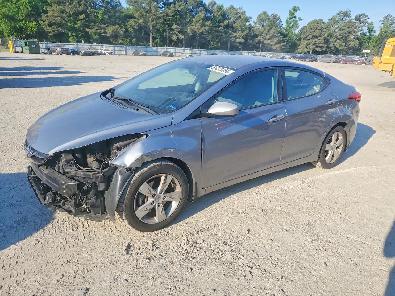 Salvage Hyundai ELANTRA Image