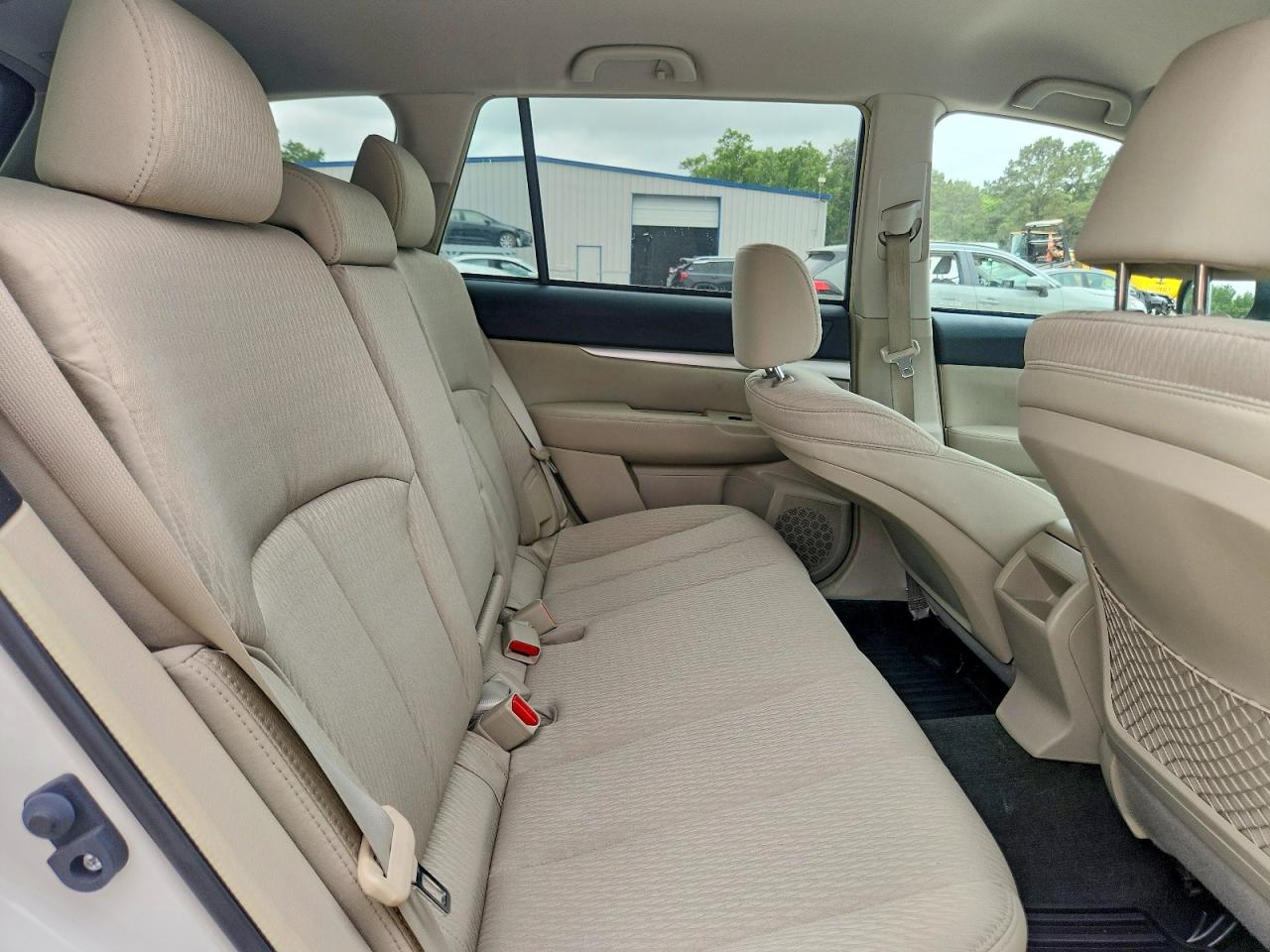 Subaru Outback 2.5i Premium