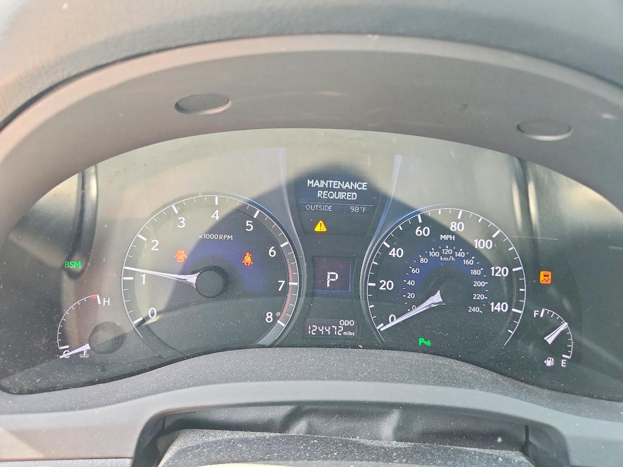 Lexus RX Base