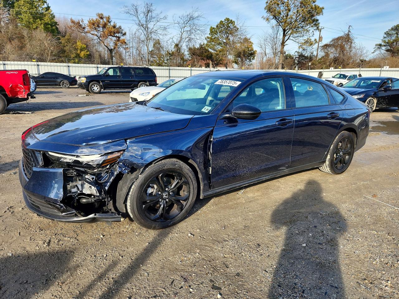 Salvage Honda Accord Image