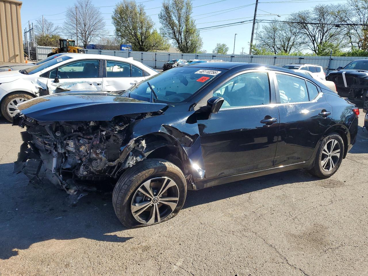 Salvage Nissan Sentra Image
