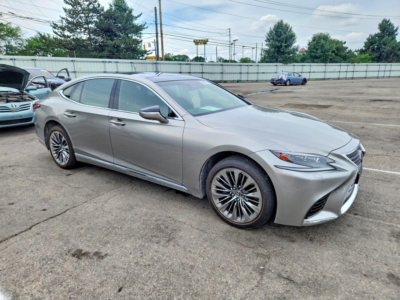 Lexus LS 500