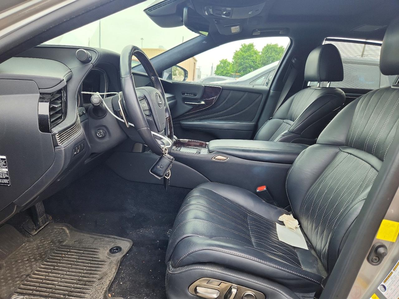 Lexus LS 500