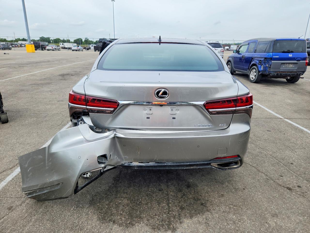 Lexus LS 500