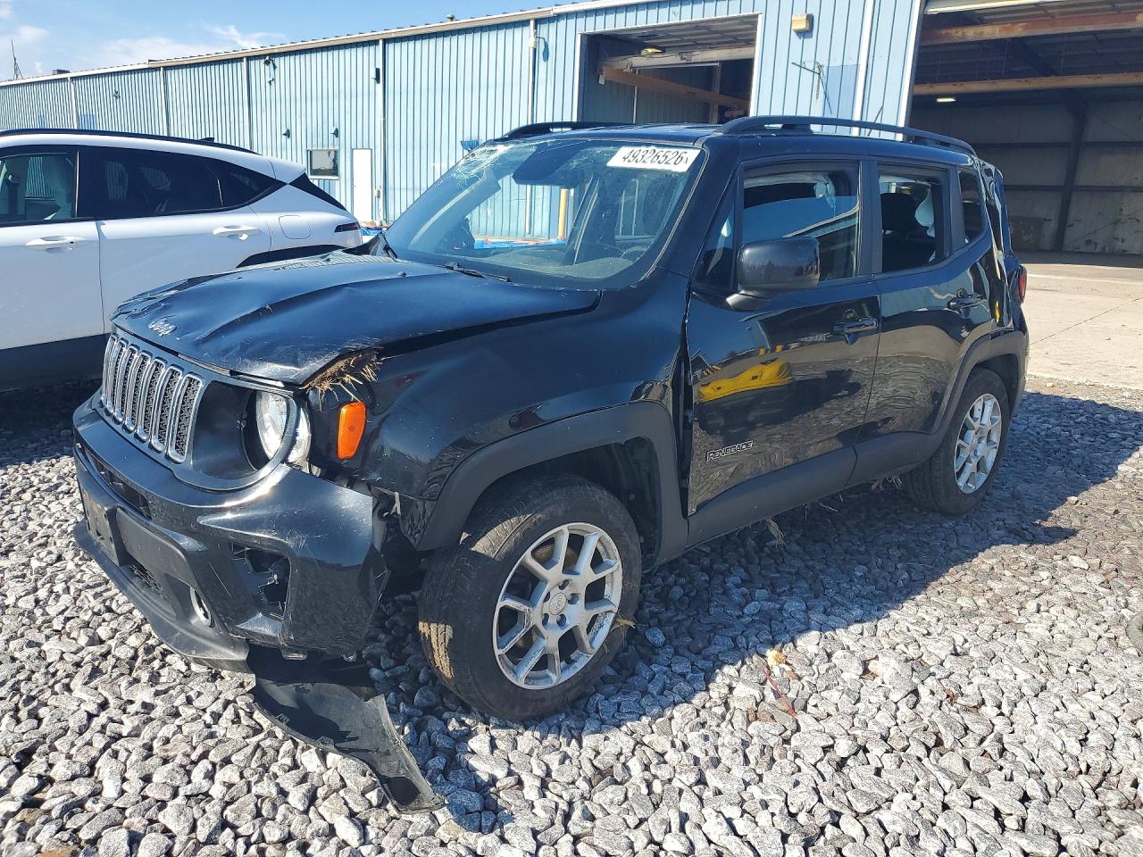 Salvage Jeep Renegade Image