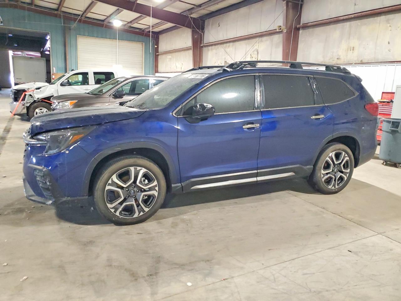 Salvage Subaru Ascent Image