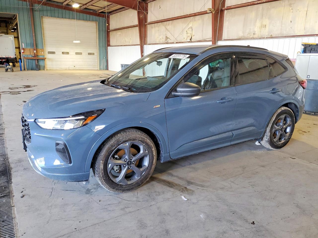 Salvage Ford Escape Image