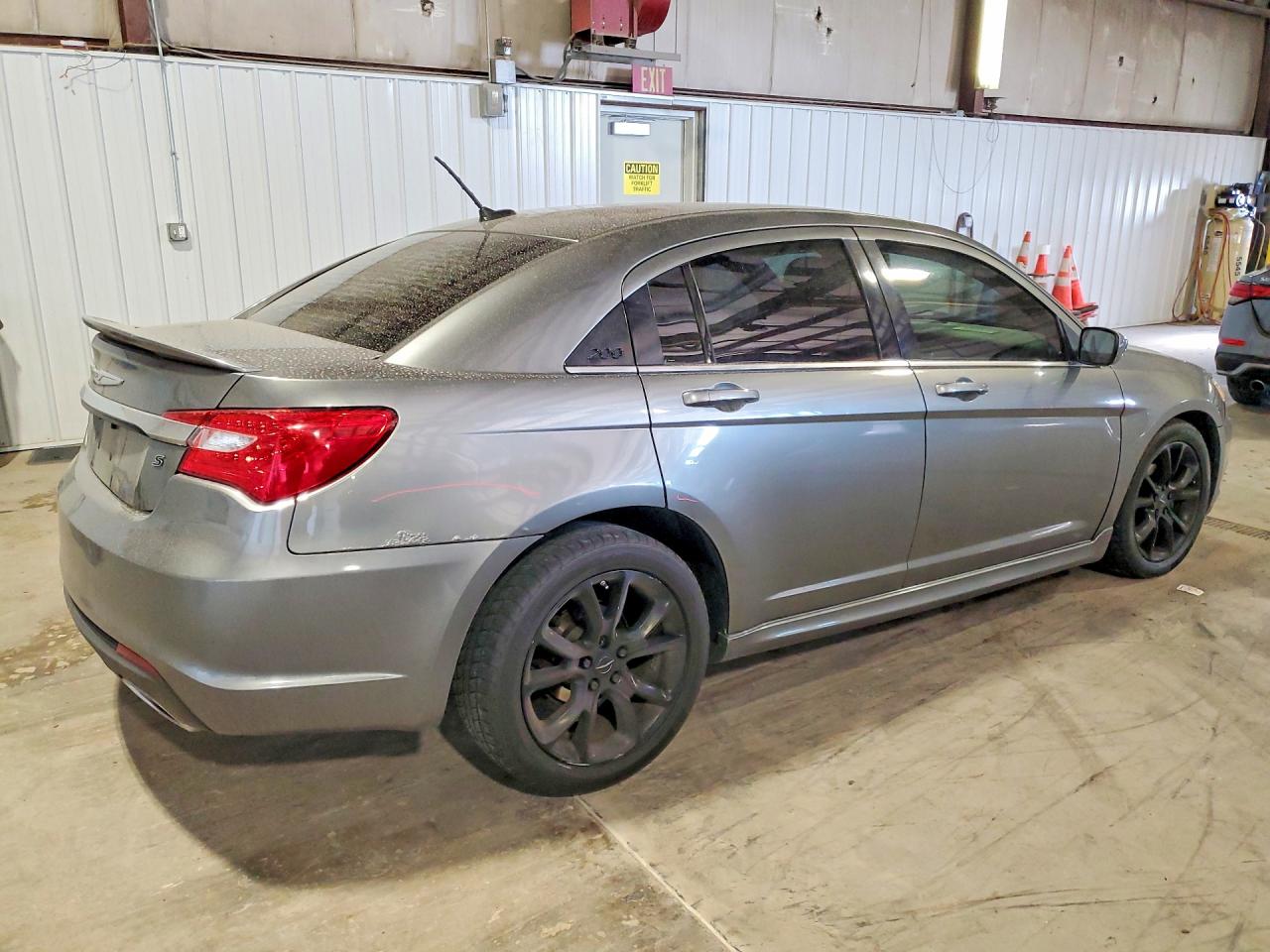 Chrysler 200