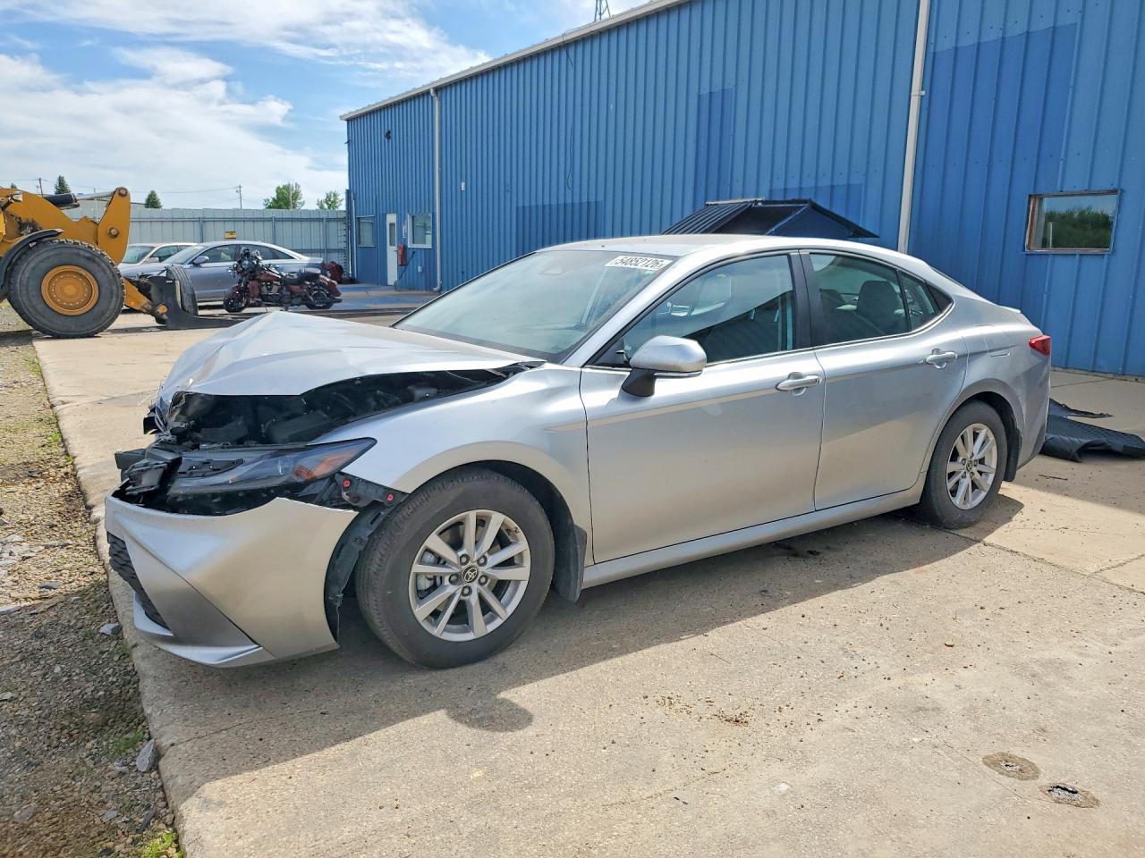 Salvage Toyota Camry Image