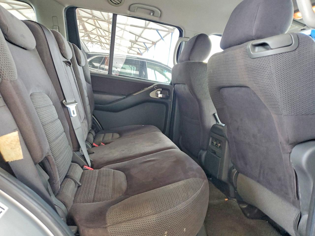 Nissan Pathfinder Xe