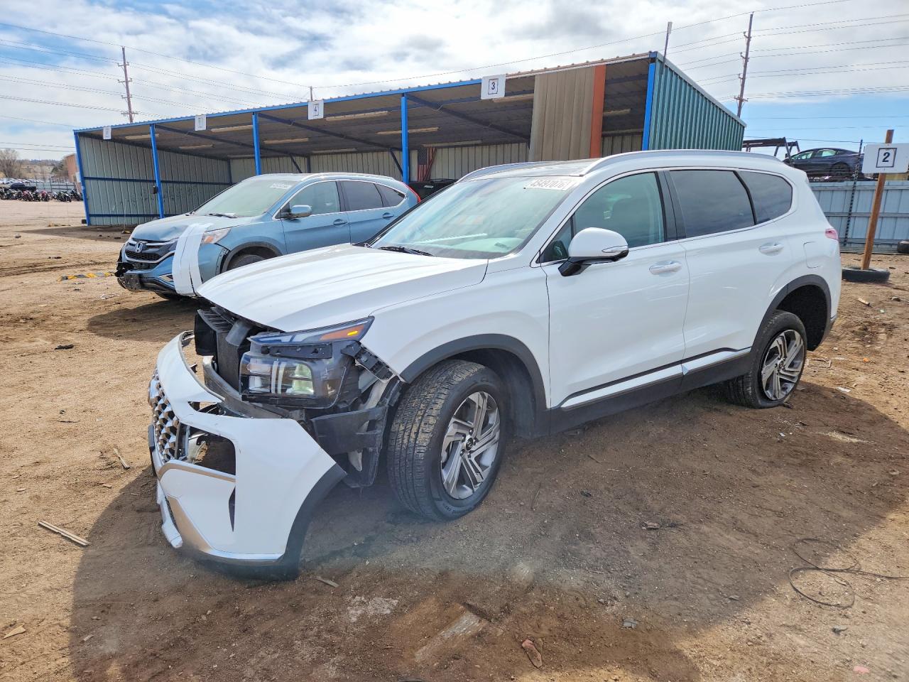 Salvage Hyundai SANTA FE Image