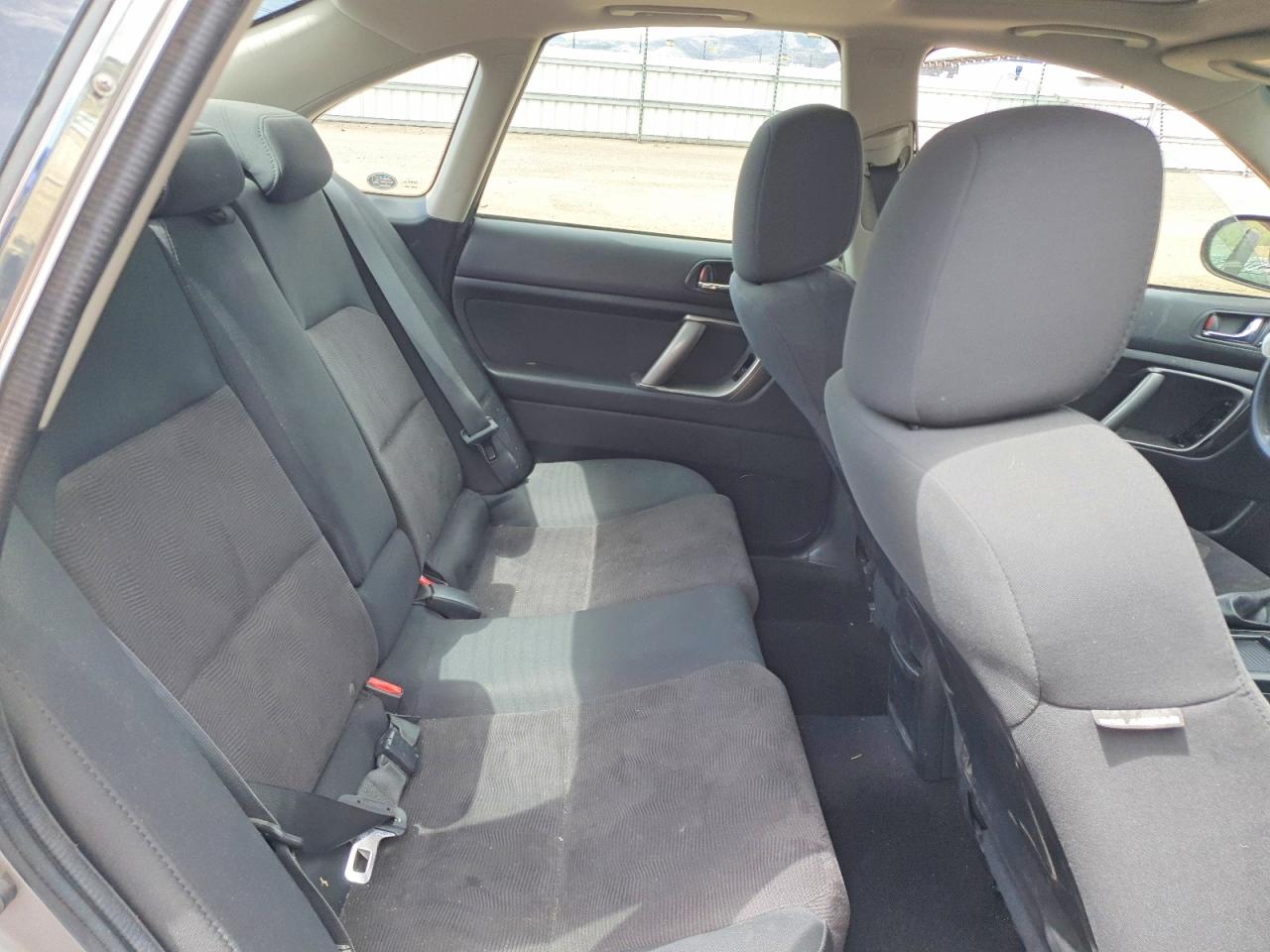 Subaru Legacy 2.5i