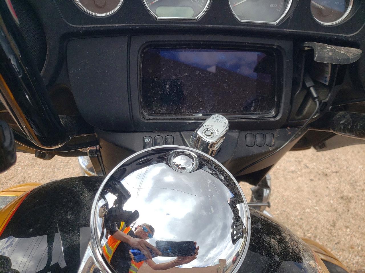 Harley-Davidson Fl