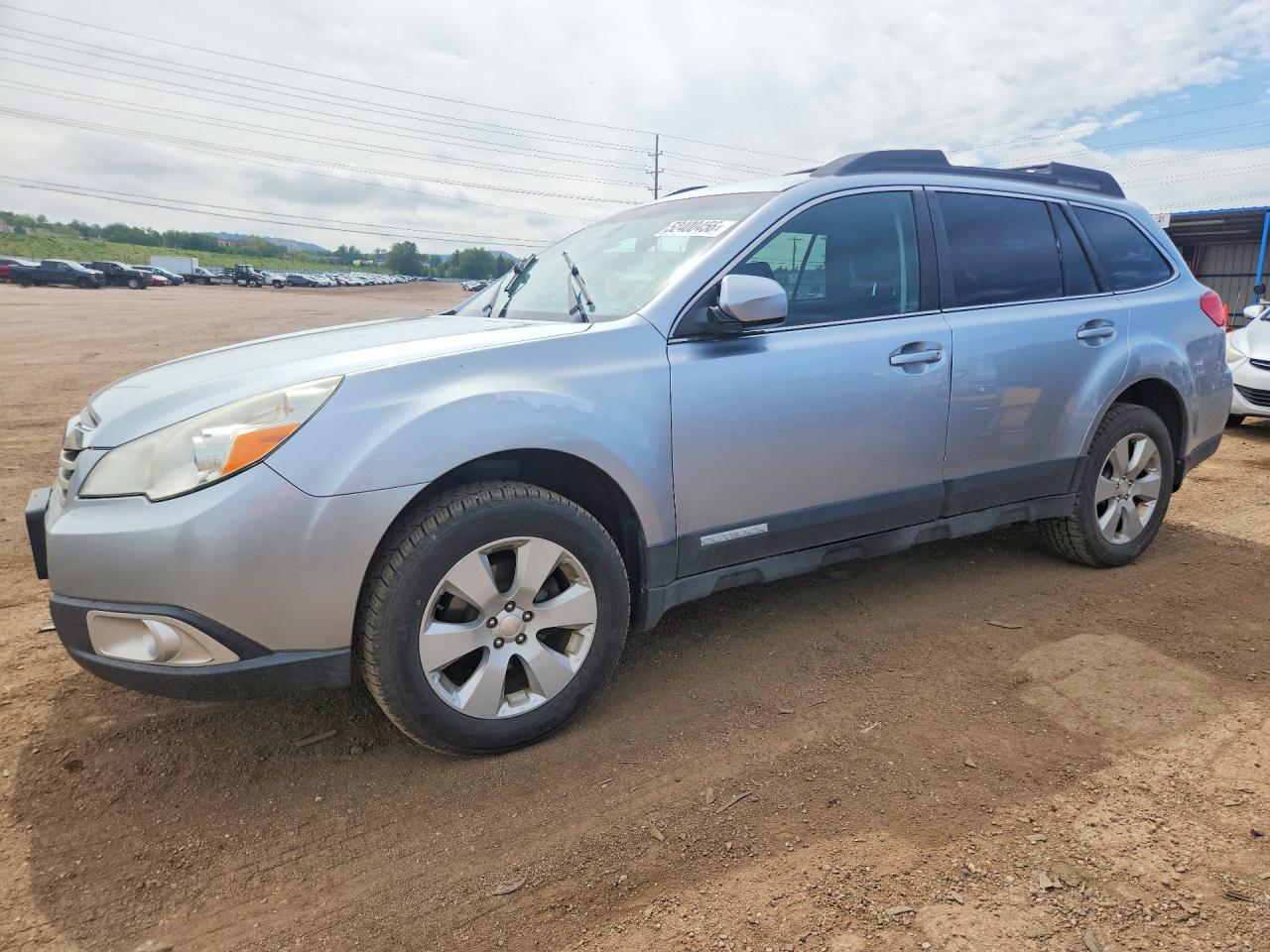 Salvage Subaru Outback Image