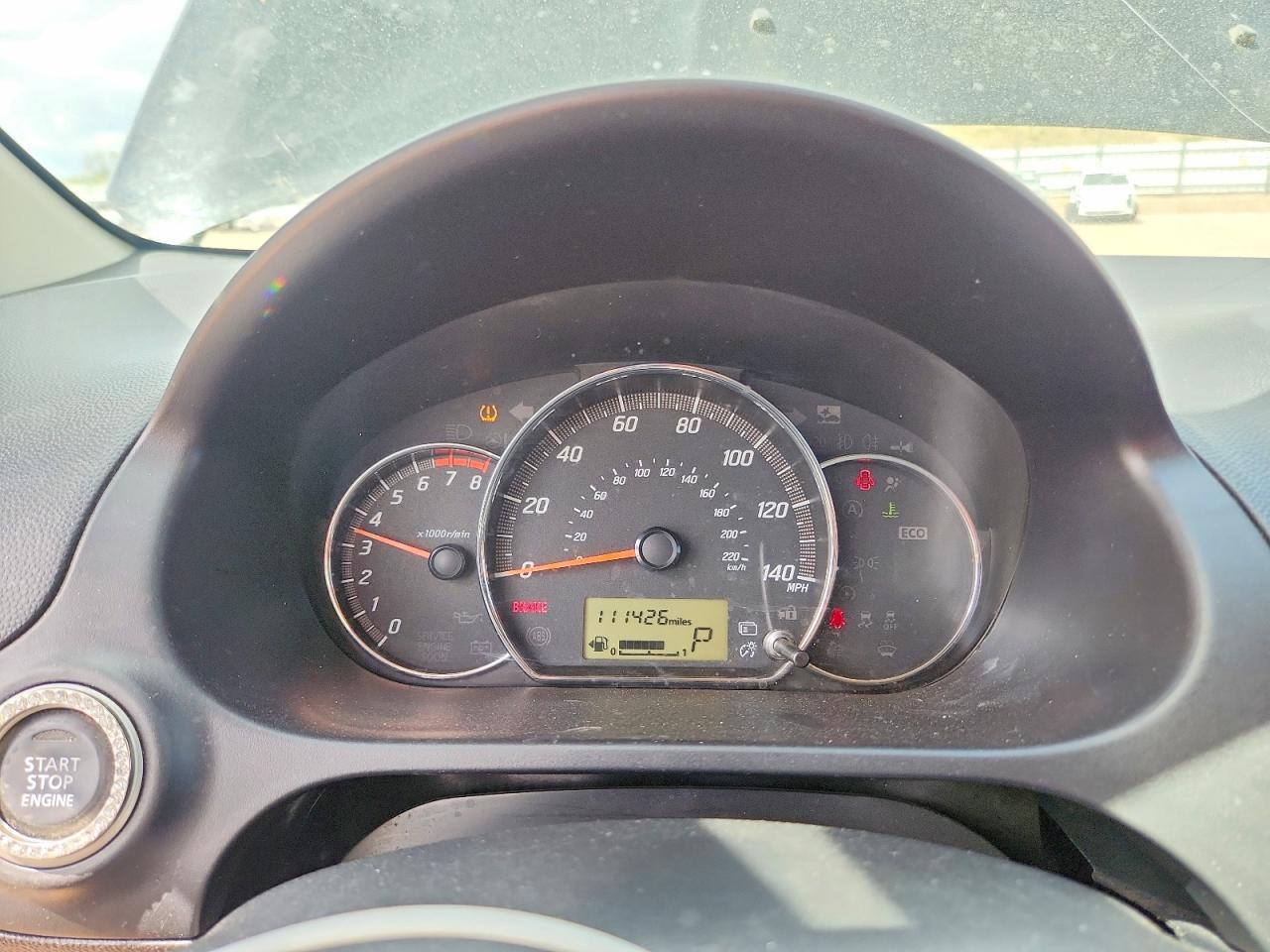 Mitsubishi Mirage Se