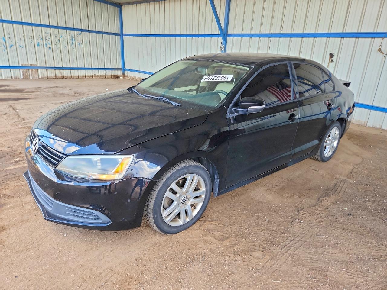 Salvage Volkswagen Jetta Image