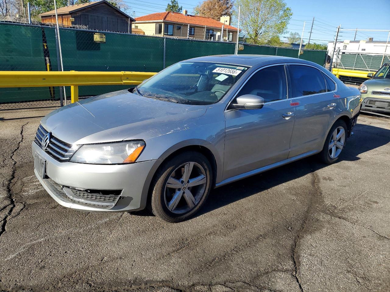 Salvage Volkswagen Passat Image