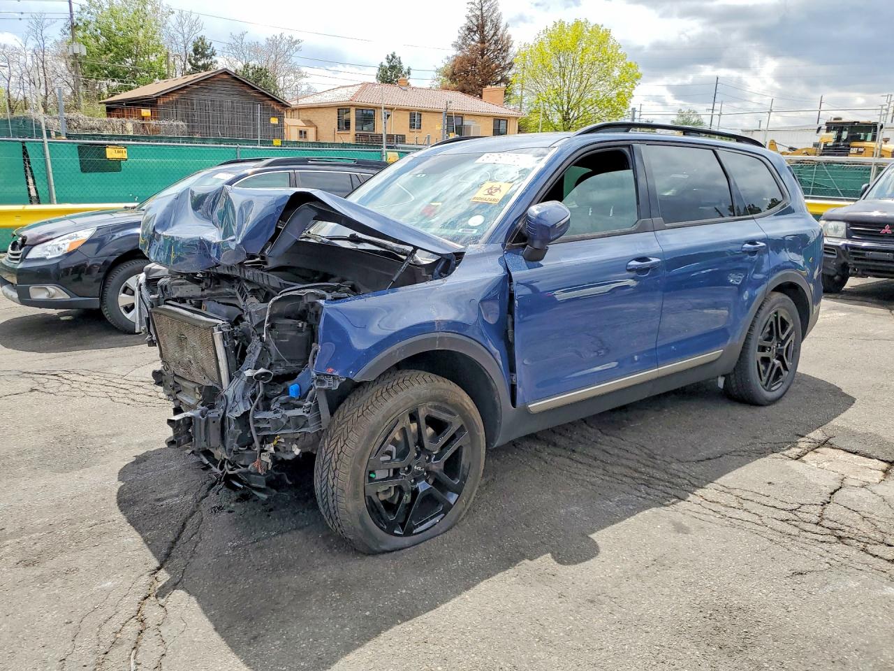 Salvage Kia Telluride Image