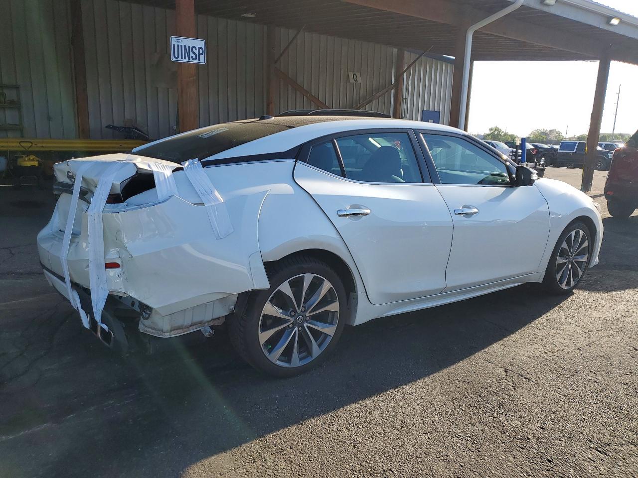 Nissan Maxima Platinum